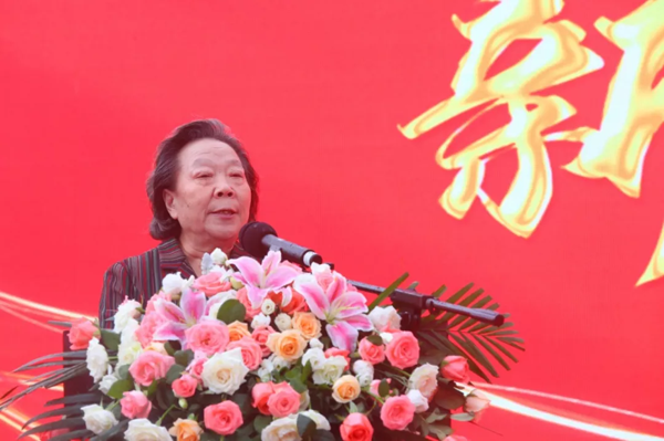 1562664966978354.png yierjia (4).png