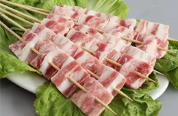 五花肉爆發，榮登燒烤“點單王”！不過這個市場還有點亂……